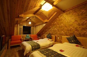 Hostel Mount Emei Teddy Bear Hotel玩具熊酒店 *